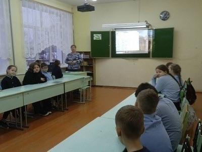 Час памяти «Память нашу не стереть с годами».