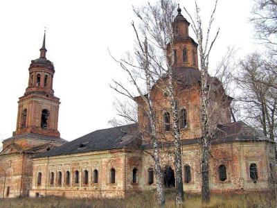 Никольская церковь в селе Лобань (1780).